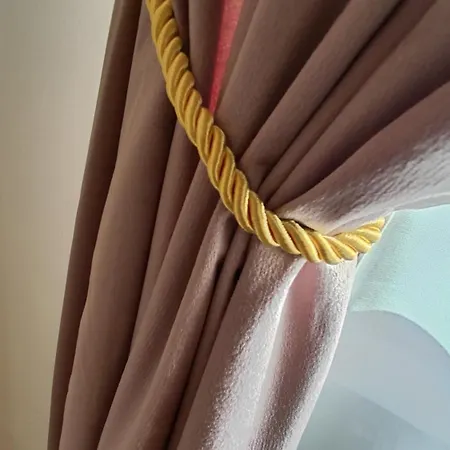 Twist Apartment *