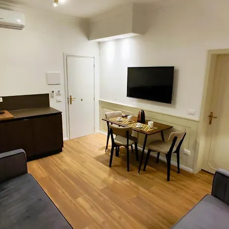 Apartment Twist